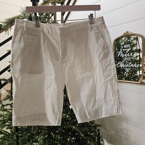 Patagonia Women's White Shorts Sz 12